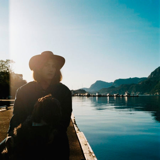 Embla and the Karidotters - Howling (7" LP)